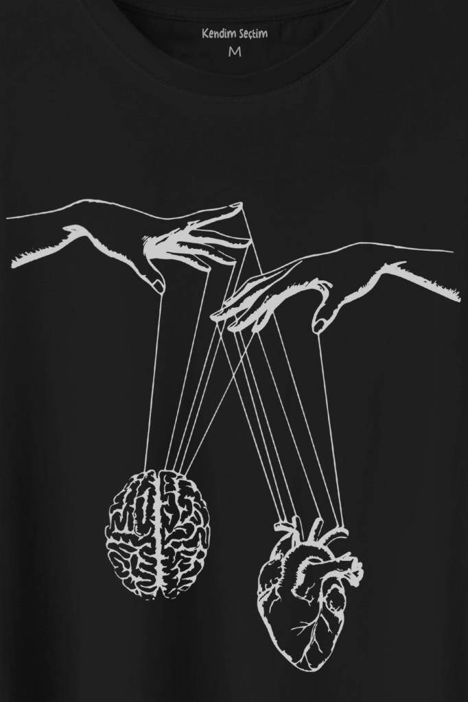 Asılan Kalp Ve Beyin Aşk Akıl Mantık Minimal Baskılı Tişört Unisex T-Shirt - 2