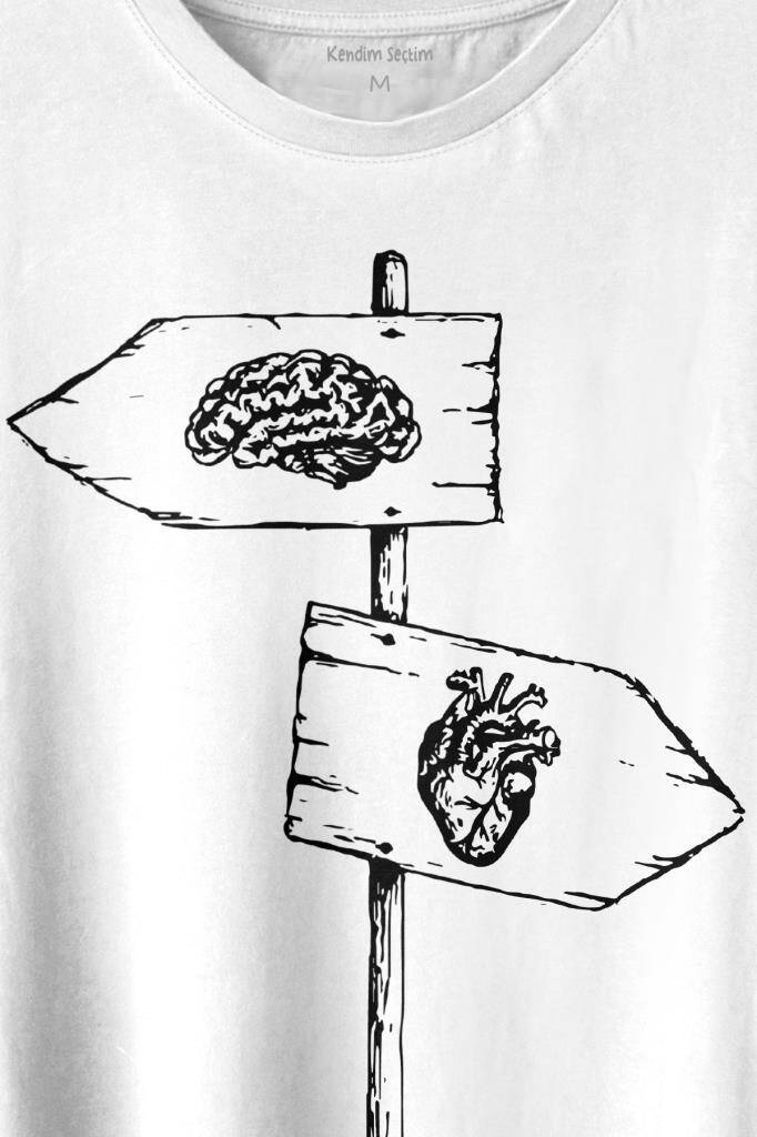 Asılan Kalp Ve Beyin Aşk Akıl Mantık Ters Yön Baskılı Tişört Unisex T-shirt - 2