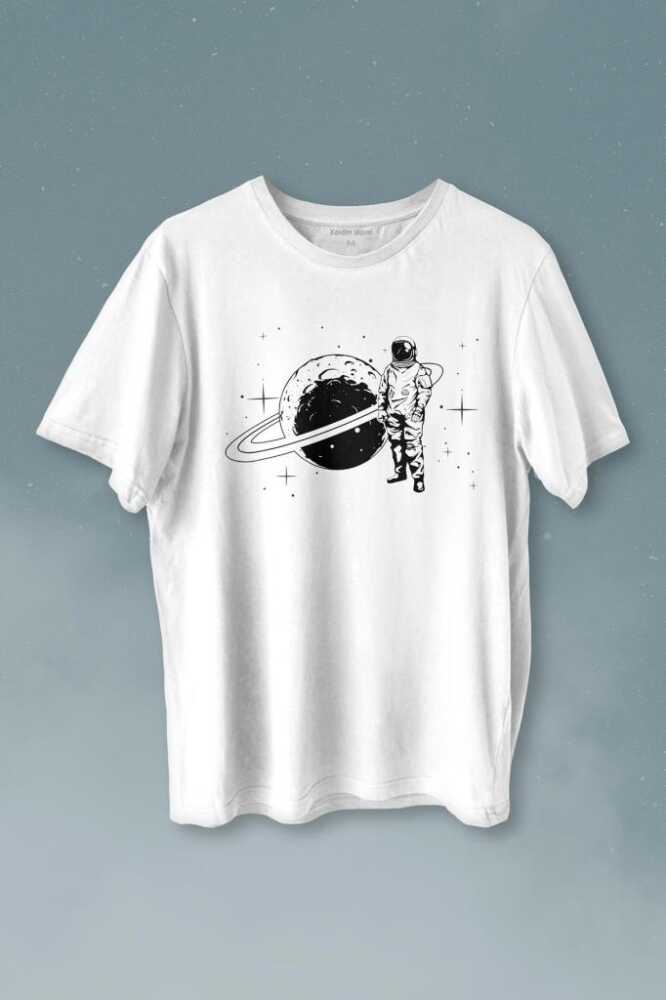 Astronot Satürn Halkaları Uzay Cosmos Galaksi Baskılı Tişört Unisex T-shirt - 1