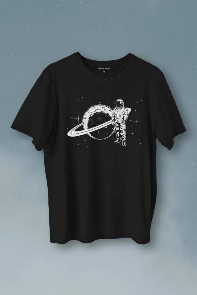 Astronot Satürn Halkaları Uzay Cosmos Galaksi Baskılı Tişört Unisex T-Shirt - 1