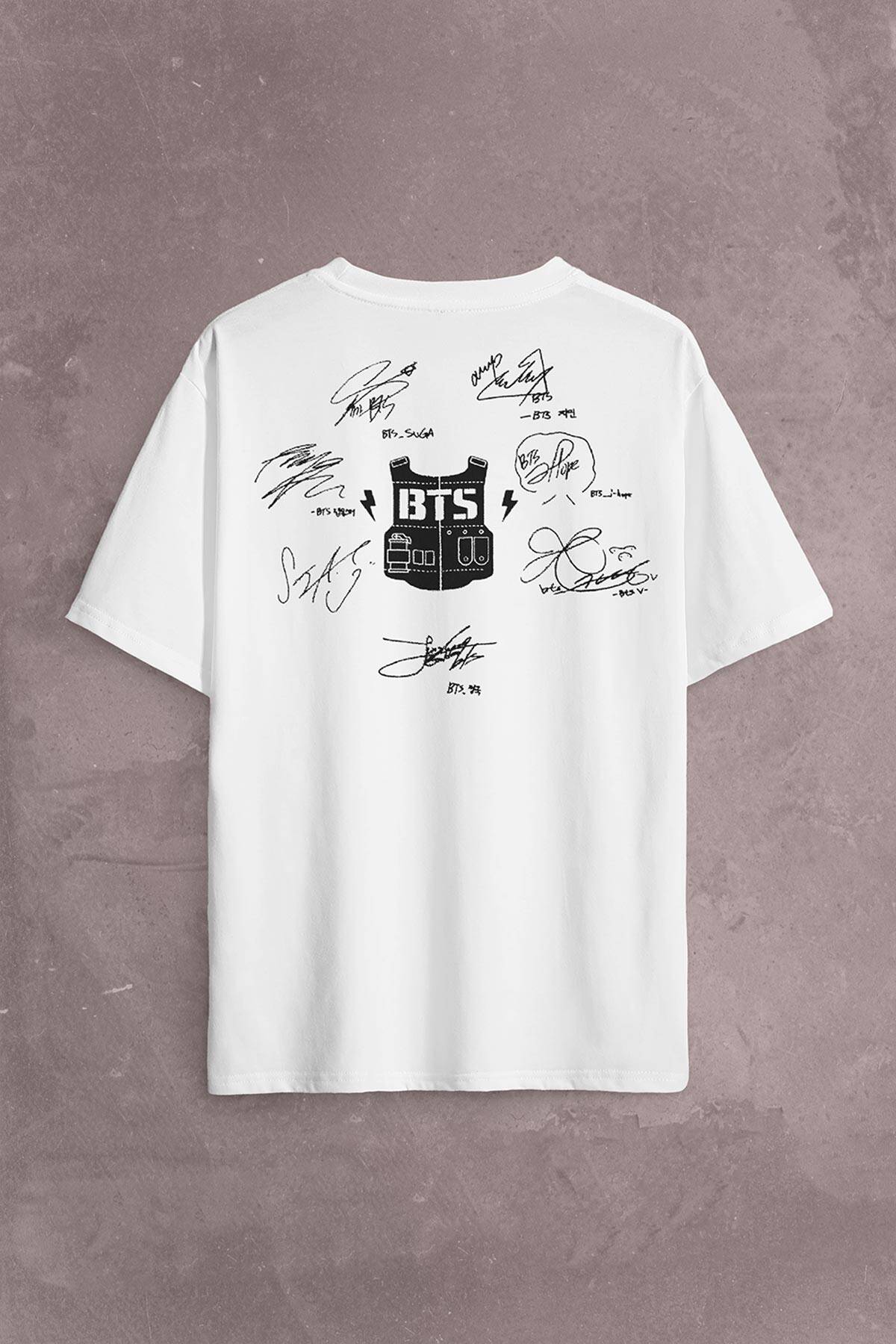 Beyaz Oversize Tişört Bts Bangtan Signature İmza Sırt Ön Baskılı Unisex T-Shirt (1)