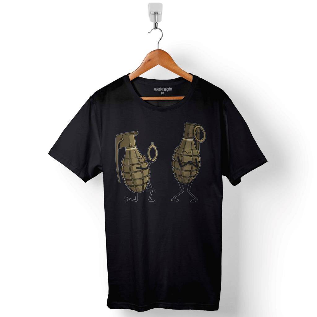 Dangerous Proposal El Bombası Evlilik Teklifi Baskılı Tişört Unisex T-Shirt - 1