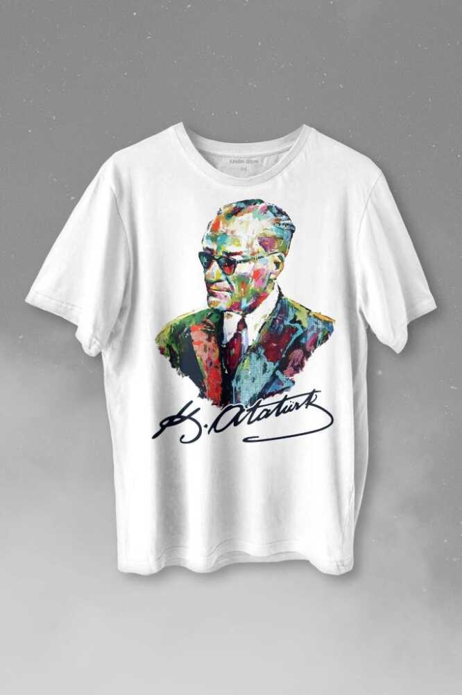 Karizma Gözlüklü Gazi Mustafa Kemal Atatürk Portresi Baskılı Tişört Unisex T-shirt - 1