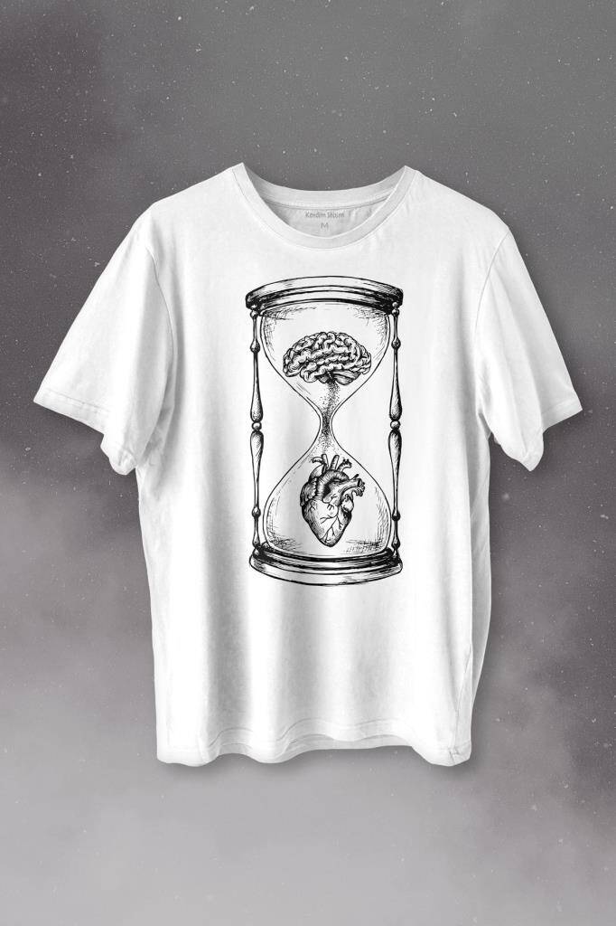Kum Saati Kalp Beyin Aşk Mantık Baskılı Tişört Unisex T-shirt