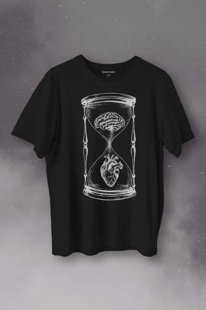 Kum Saati Kalp Beyin Aşk Mantık Baskılı Tişört Unisex T-Shirt - 1