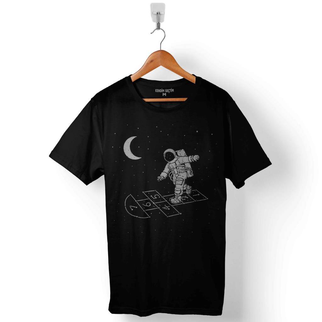 Oyun Oynayan Astronot Uzay Cosmos Playing Galaksi Baskılı Tişört Unisex T-Shirt - 1