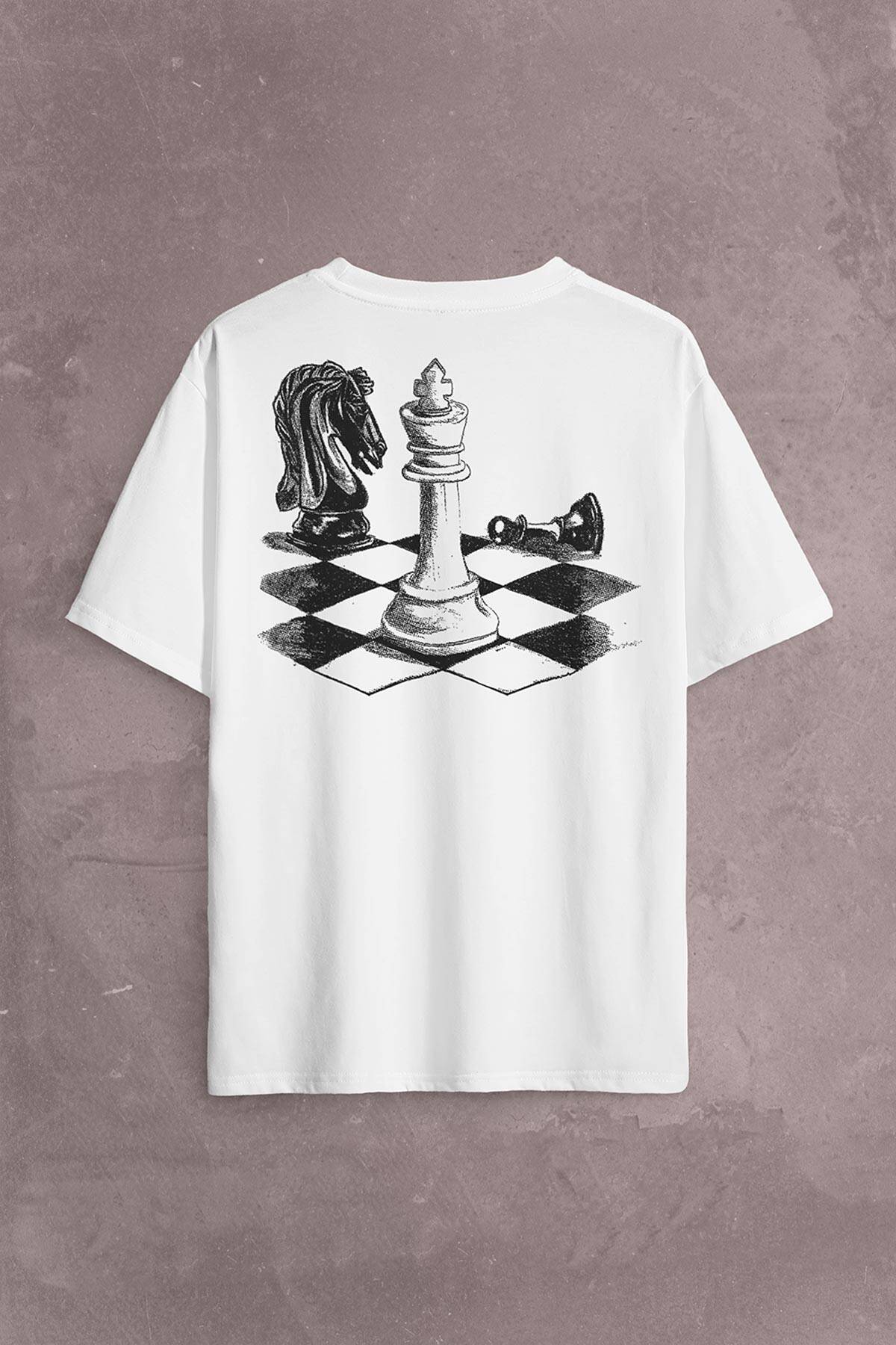 Satranç Zeka Oyunu Şah Mat Vezir Chess Santranç Sırt Ön Baskılı Oversize Tişört Unisex T-Shirt (1)