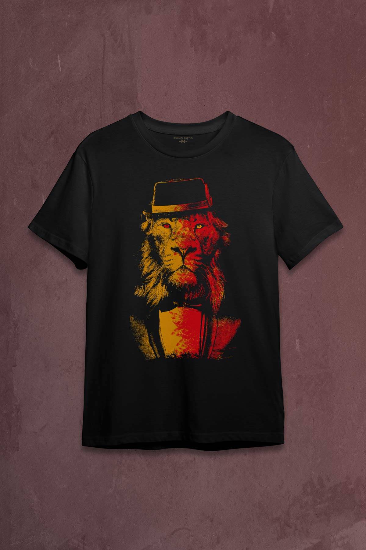 Suit Up Takım Elbiseli Aslan Modern Kıravat Arslan Baskılı Tişört Unisex T-shirt - 1