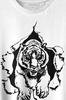 Tişörtün İçinden Çıkan Kaplan Tiger Baskılı Tişört Unisex T-shirt - 2