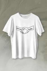 Ülke Dostluk Türkiye Almanya Friends El Tokalaşma Baskılı Tişört Unisex T-shirt - 1