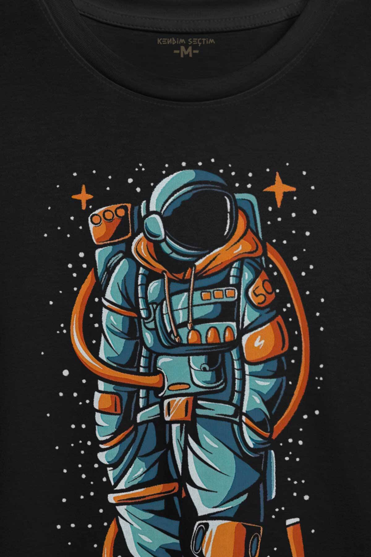 Uzayda Elleri Cebinde AStronot Cosmos Space Nasa Baskılı Tişört Unisex T-shirt (1)