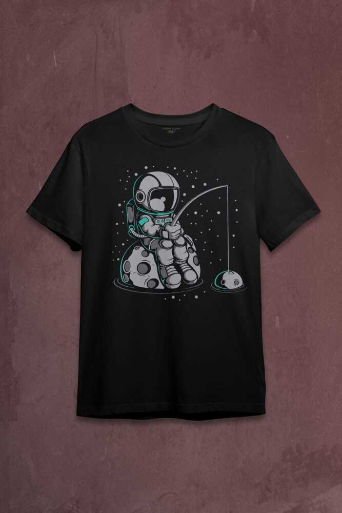 Uzayda Olta Atan Astronot Cosmos Uzay Gezegen Baskılı Tişört Unisex T-shirt - 1